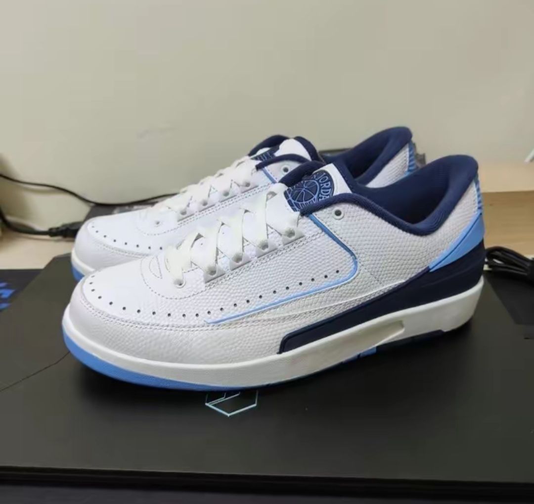 AIR JORDAN 2 LOW