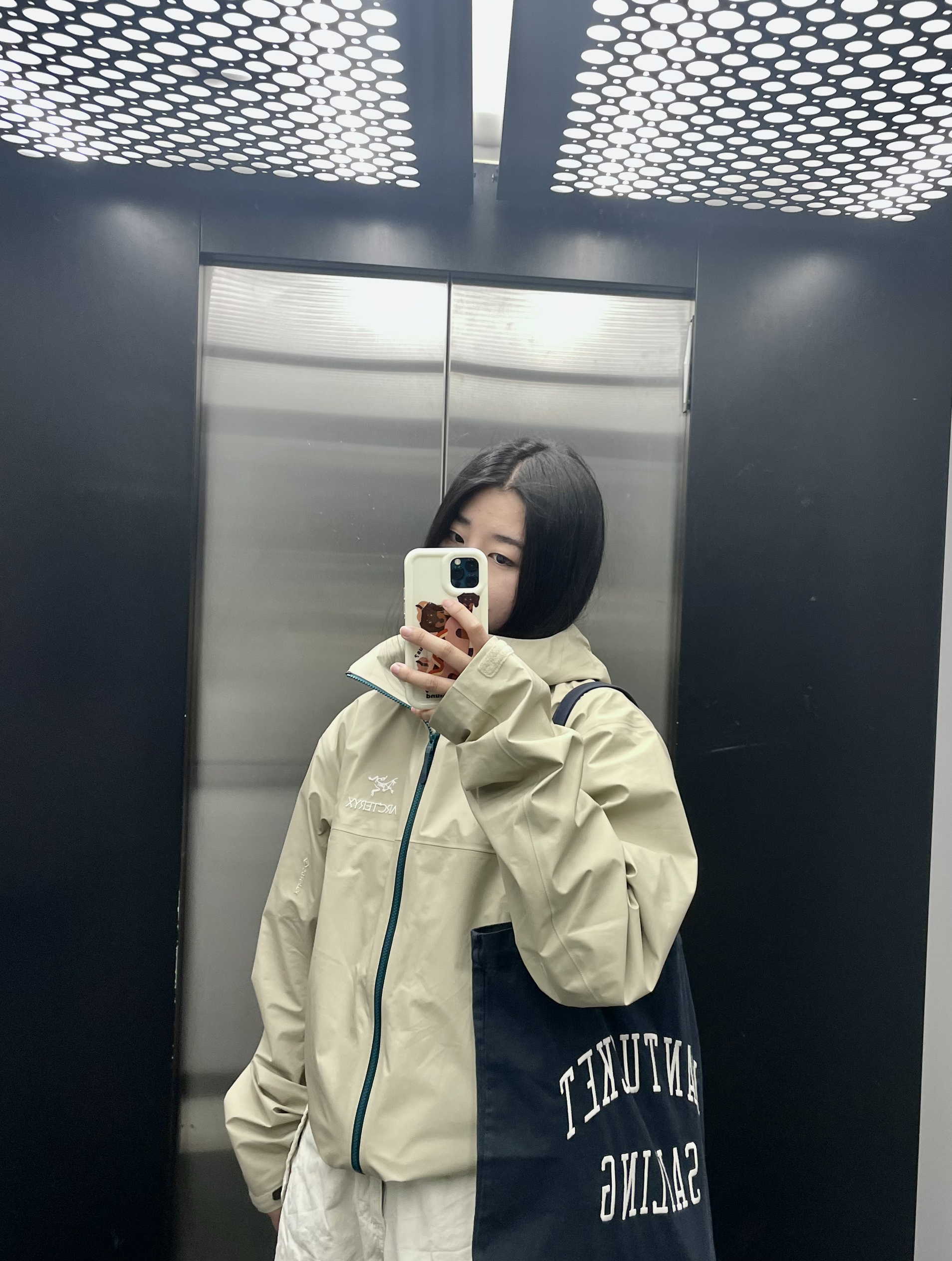☔️的伦敦逛街穿什么
