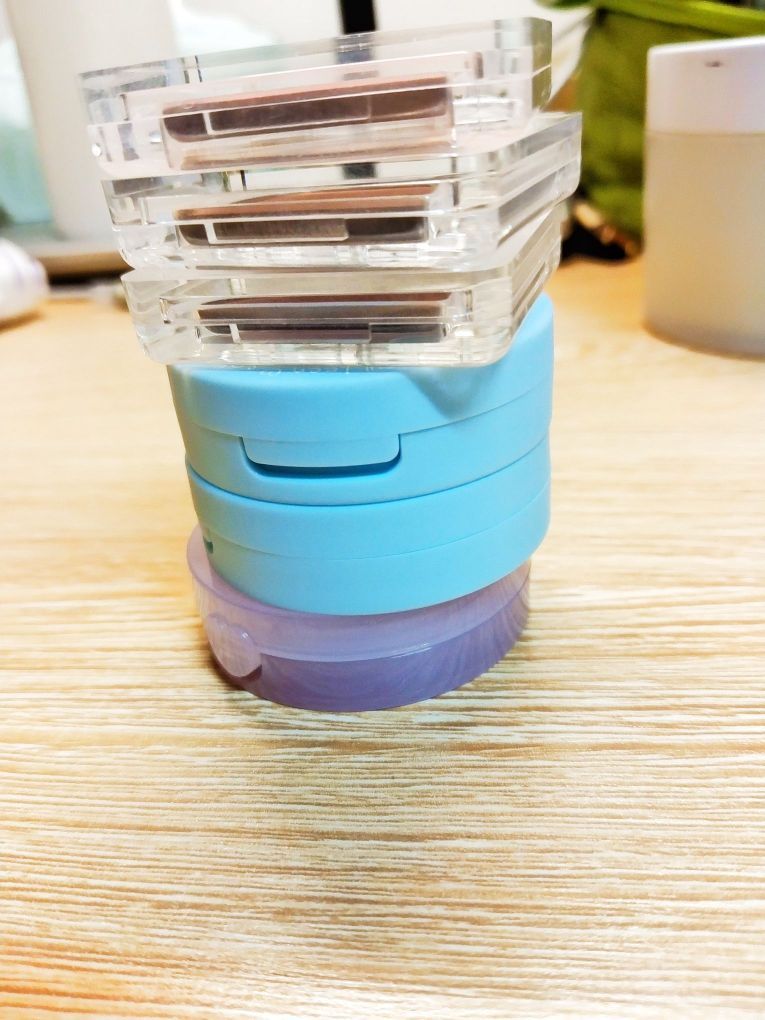 女大学生的腮红应该是什么样的....
