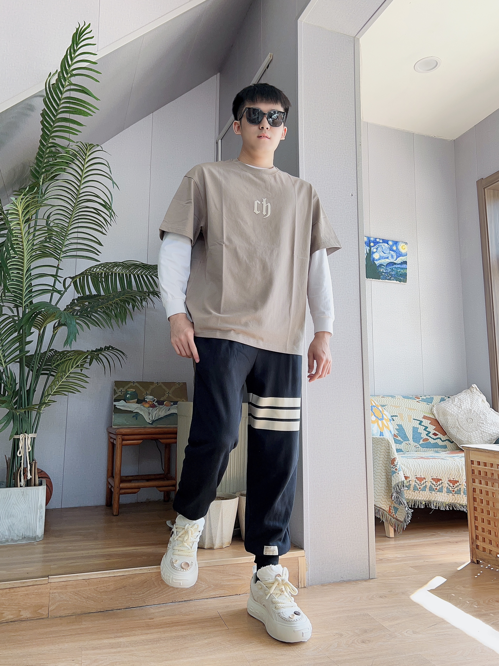 潮酷穿搭｜浅色系Look