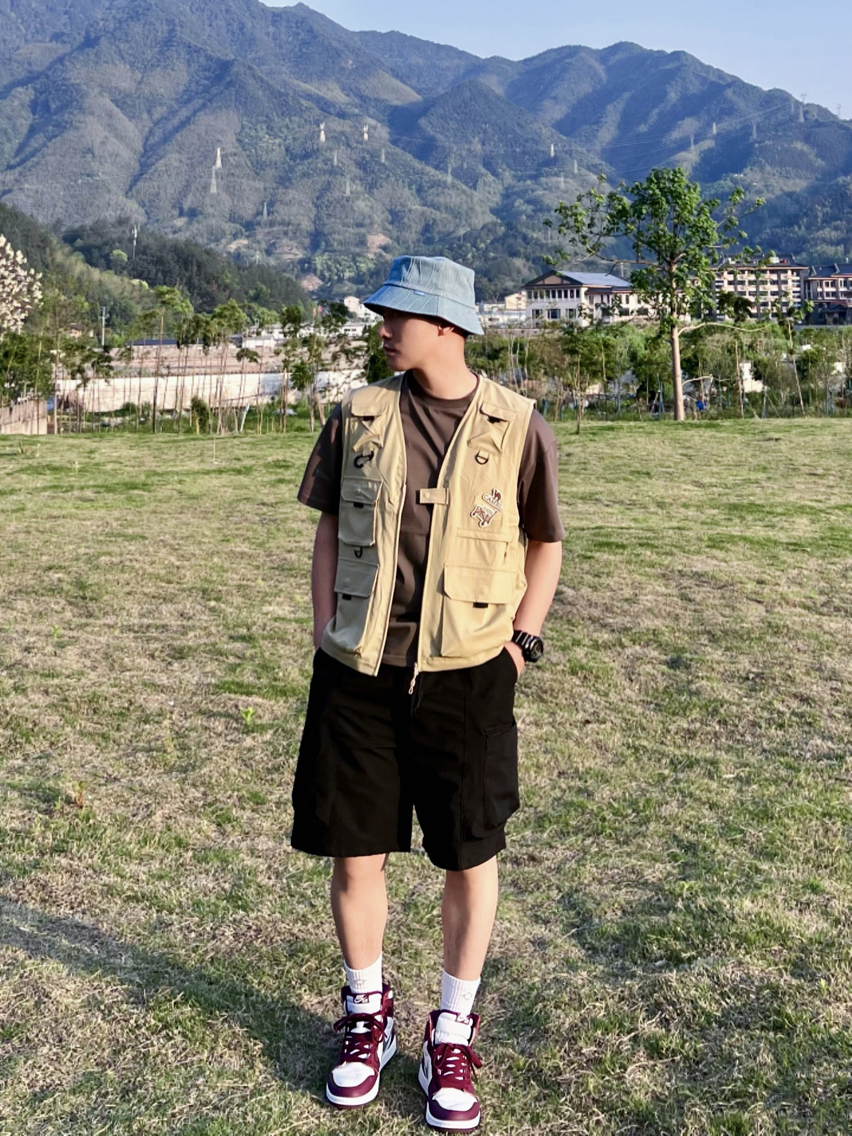 OOTD/夏日山系穿搭配球鞋也好看｜一个人享受安静午后的闲暇