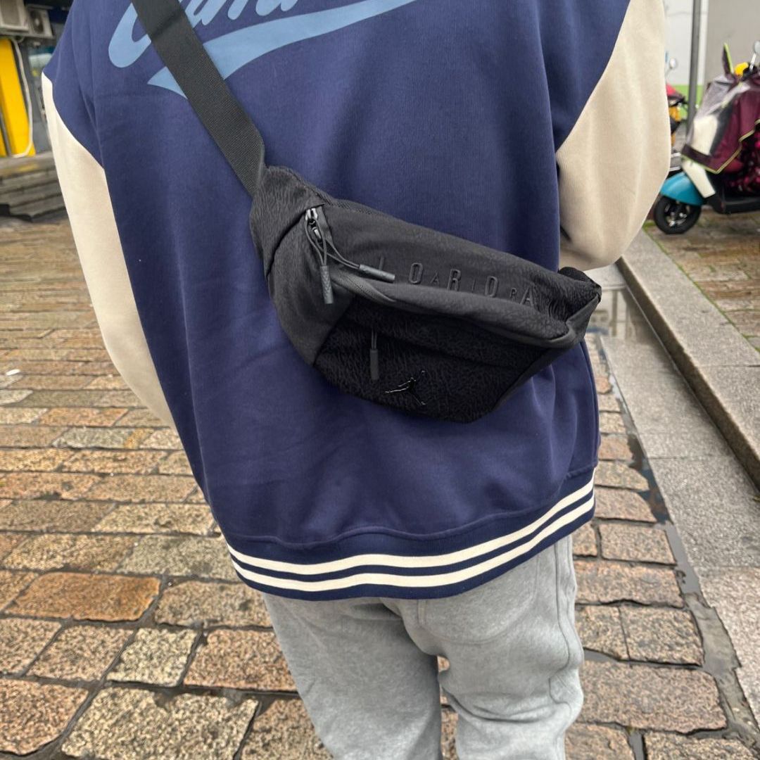 很帅的腰包来喽