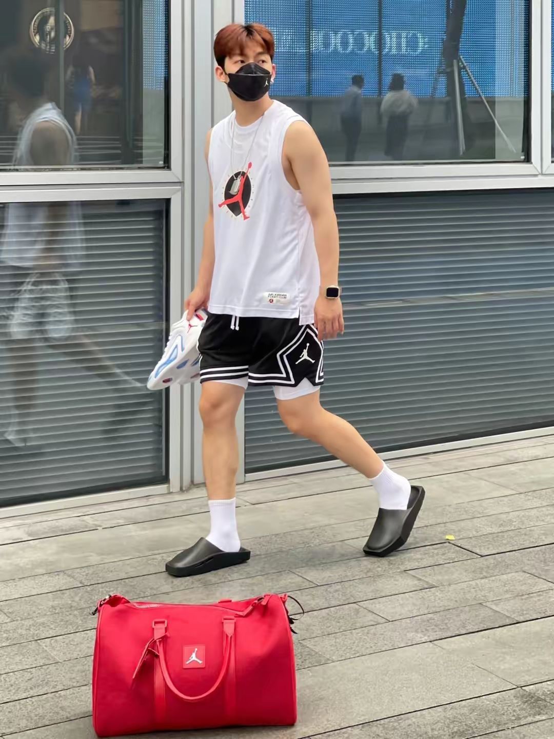 夏天运动男孩怎么能少了Jordan Brand短裤