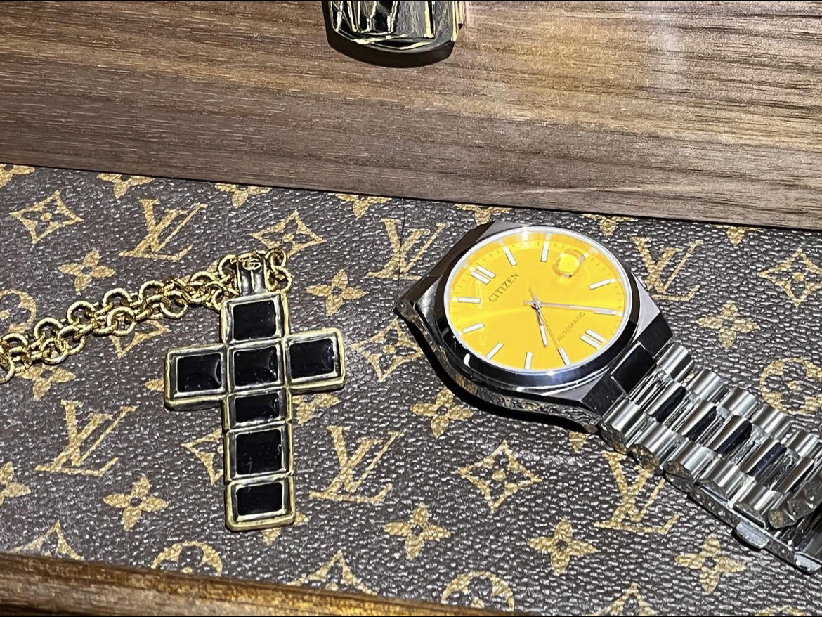 不可缺少的西铁城手表