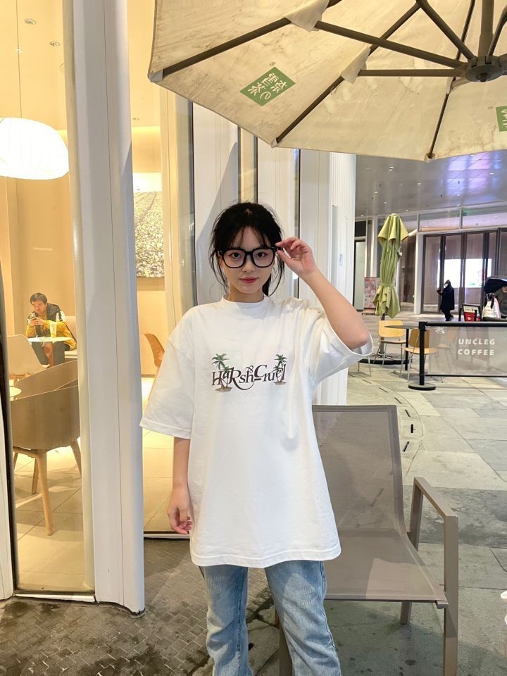 属于夏天的清爽白色T恤！太好看了🍏☁️😚