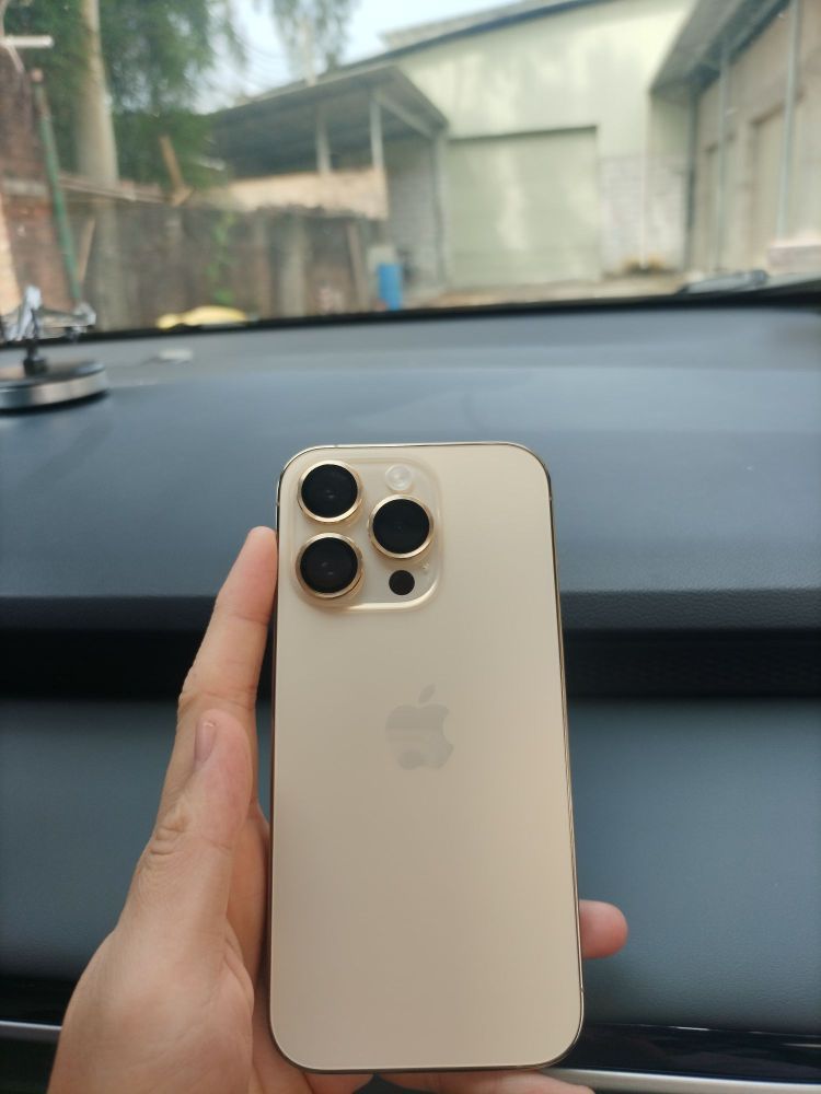 买了，颜值很高，主打的就是一个性能好