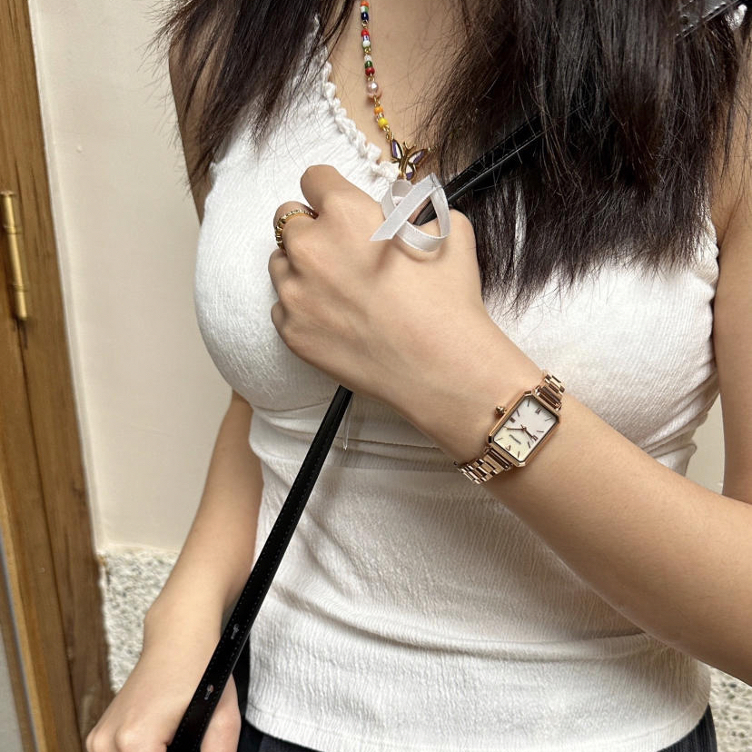 复古时尚石英女士腕表分享