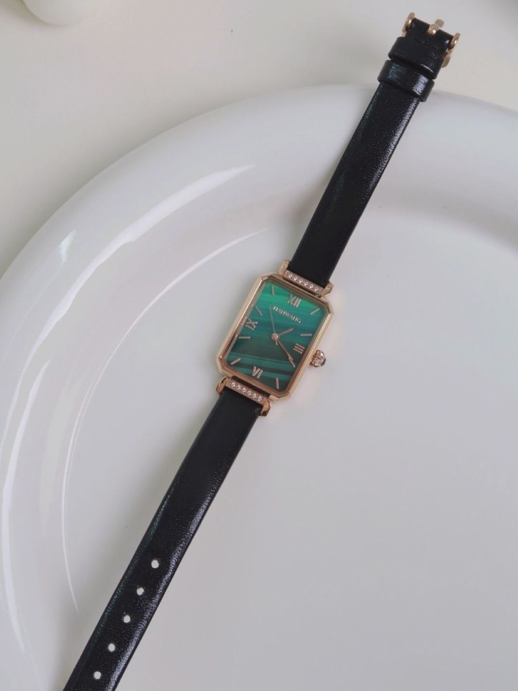 救命！这是一块手表该有的高级感吗？!