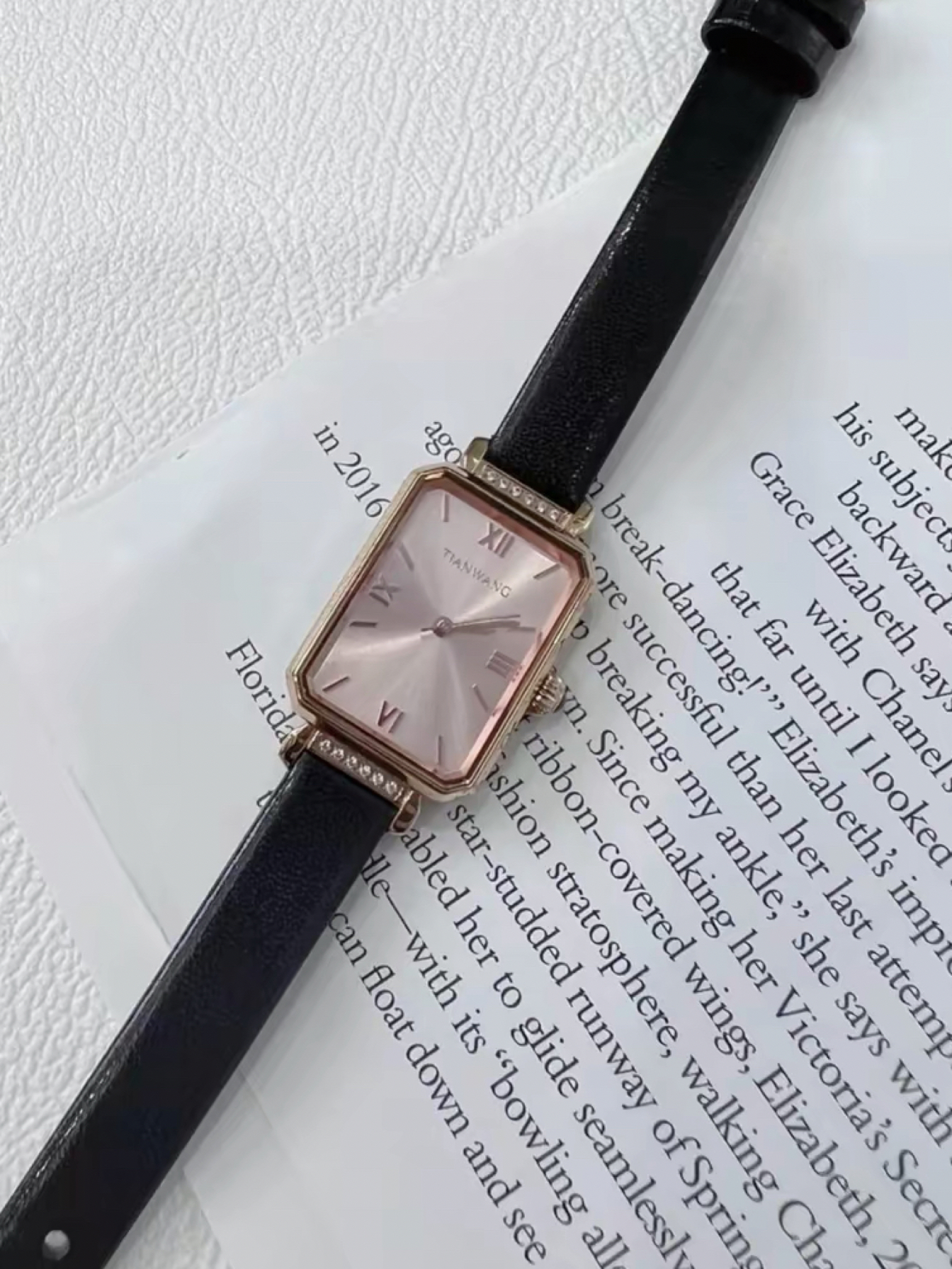 真香！千元内不撞款的高颜值手表