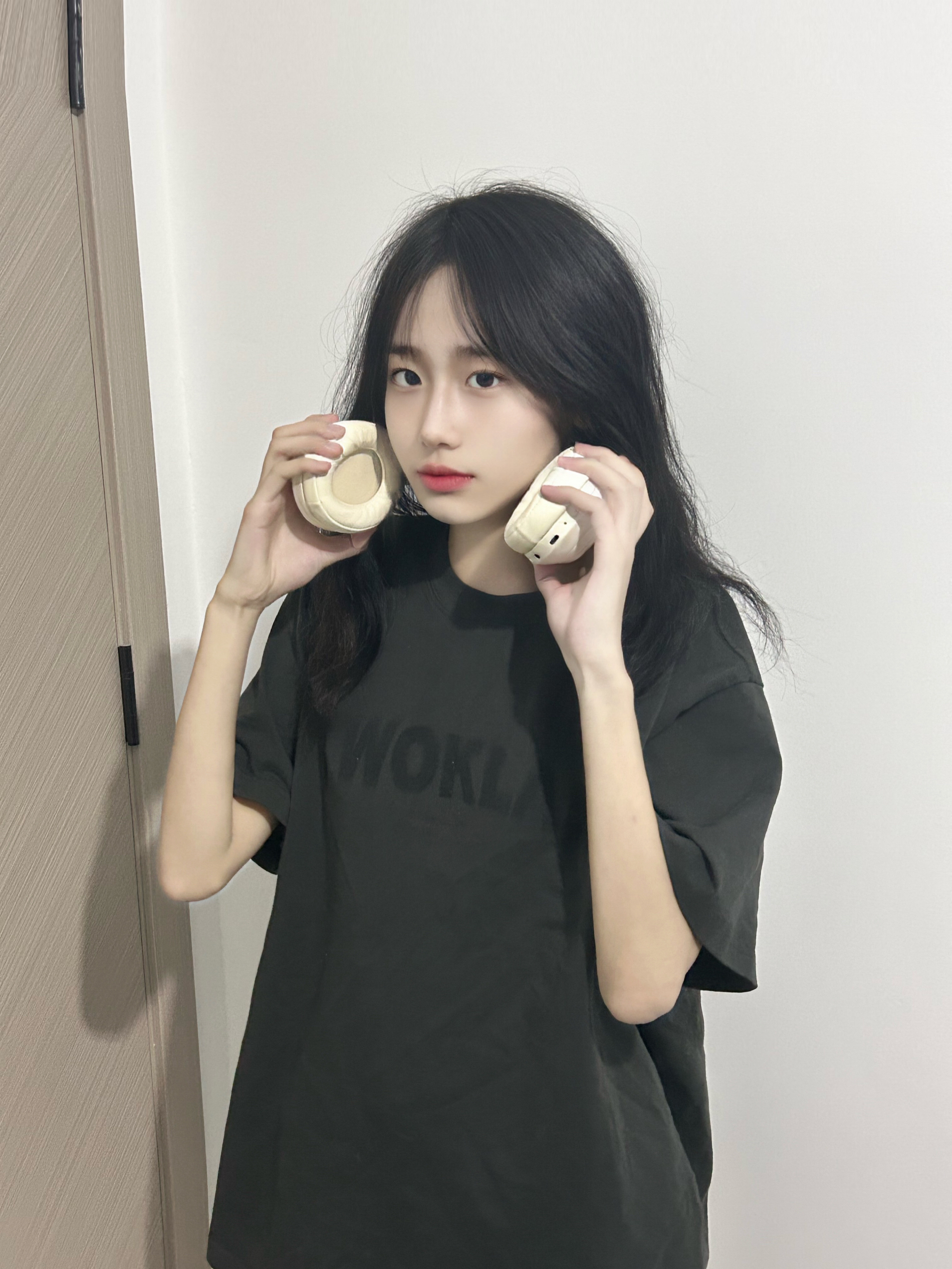 拜托 这么酷的女孩你还不关注