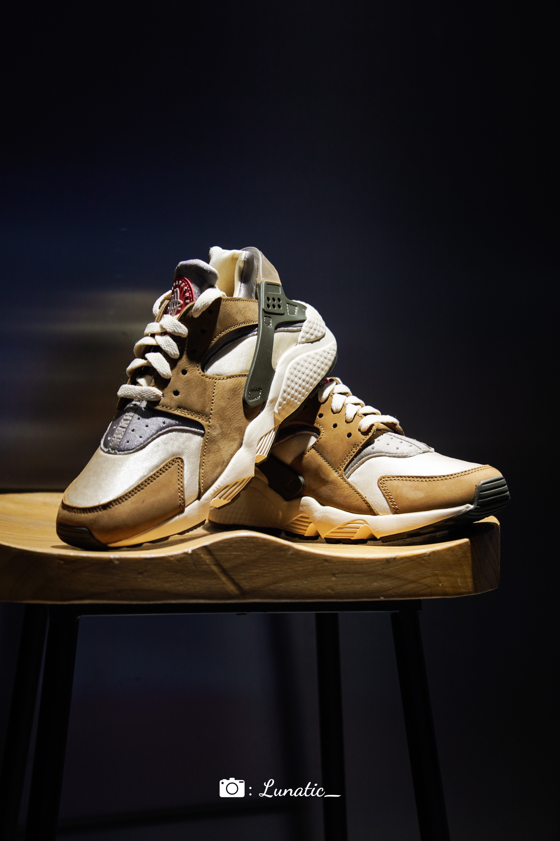 Stüssy x Nike Air Huarache