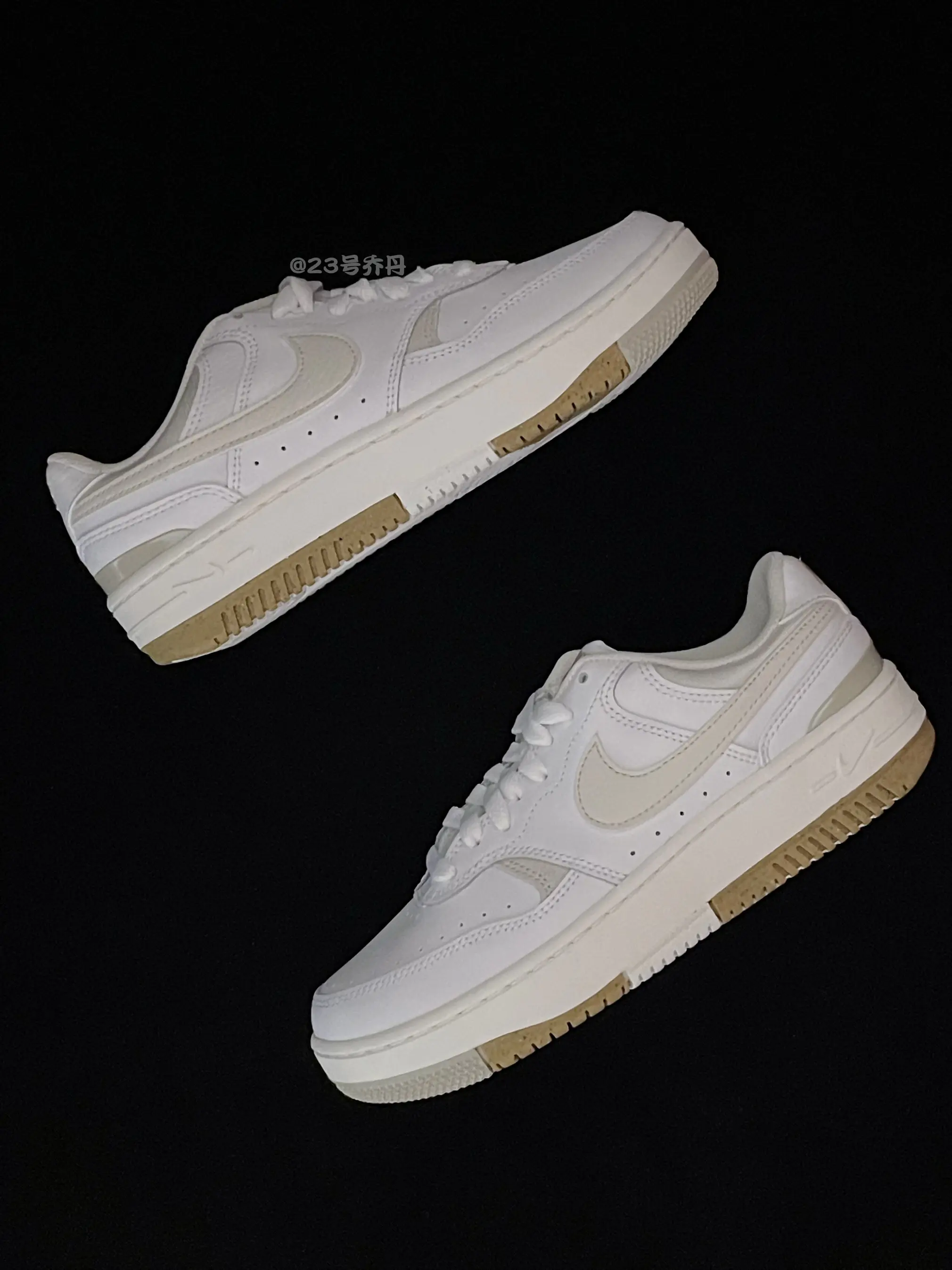 🔥4⃣️0⃣️0⃣️➕的清爽百搭『白米』板鞋值得入手嘛⁉️