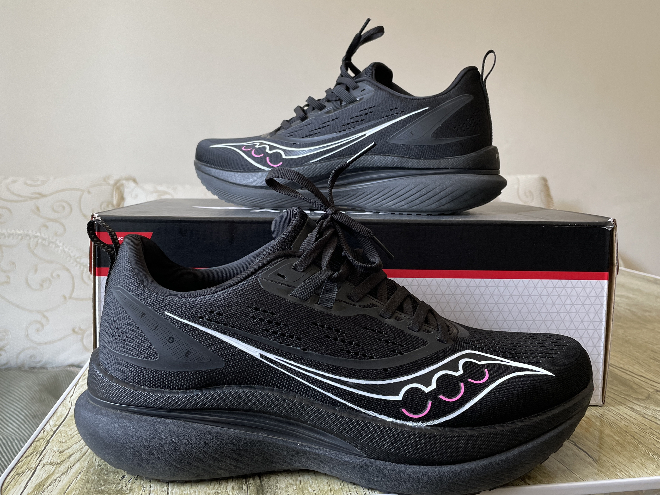 第一双Saucony