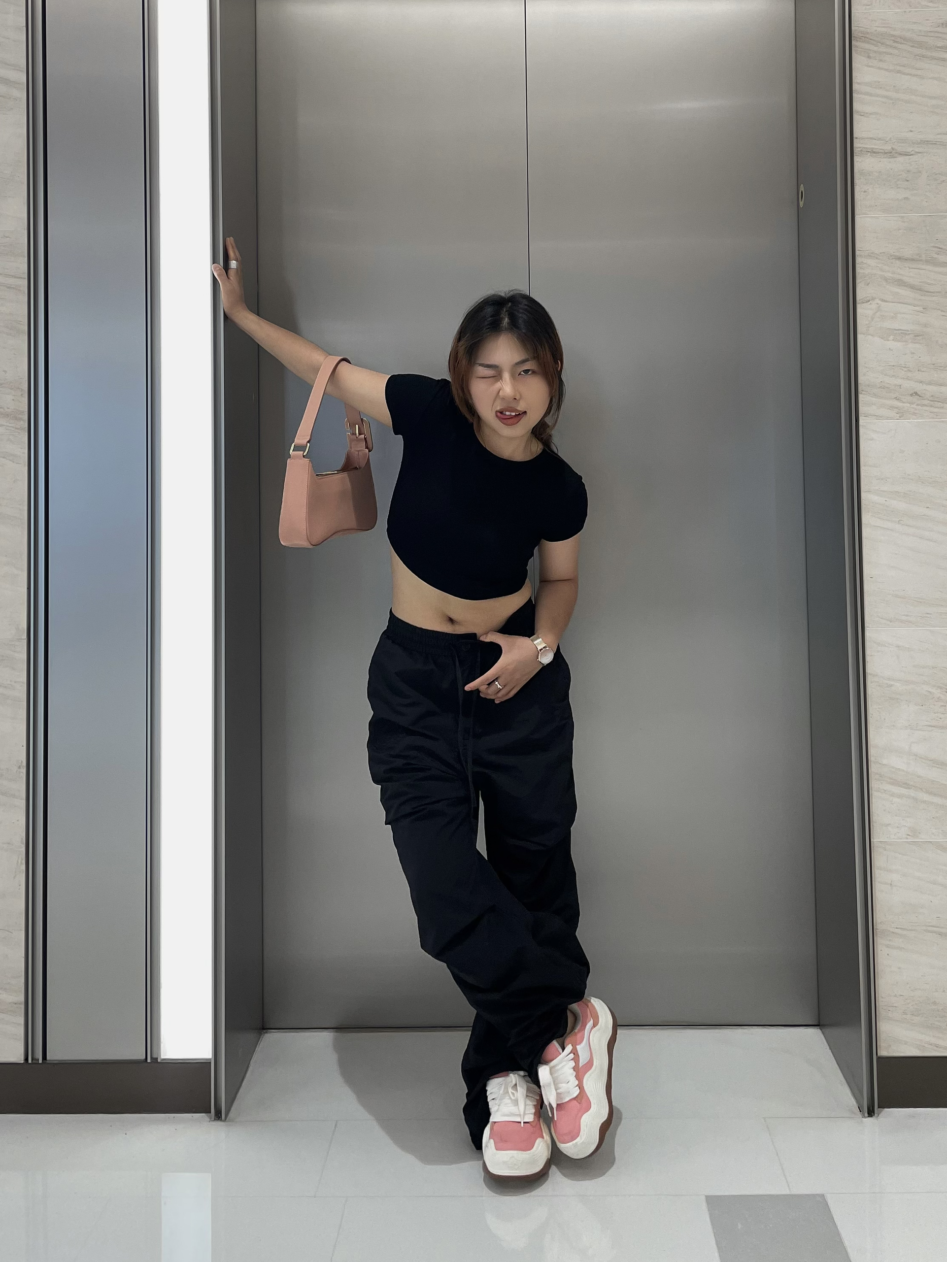 黑粉look