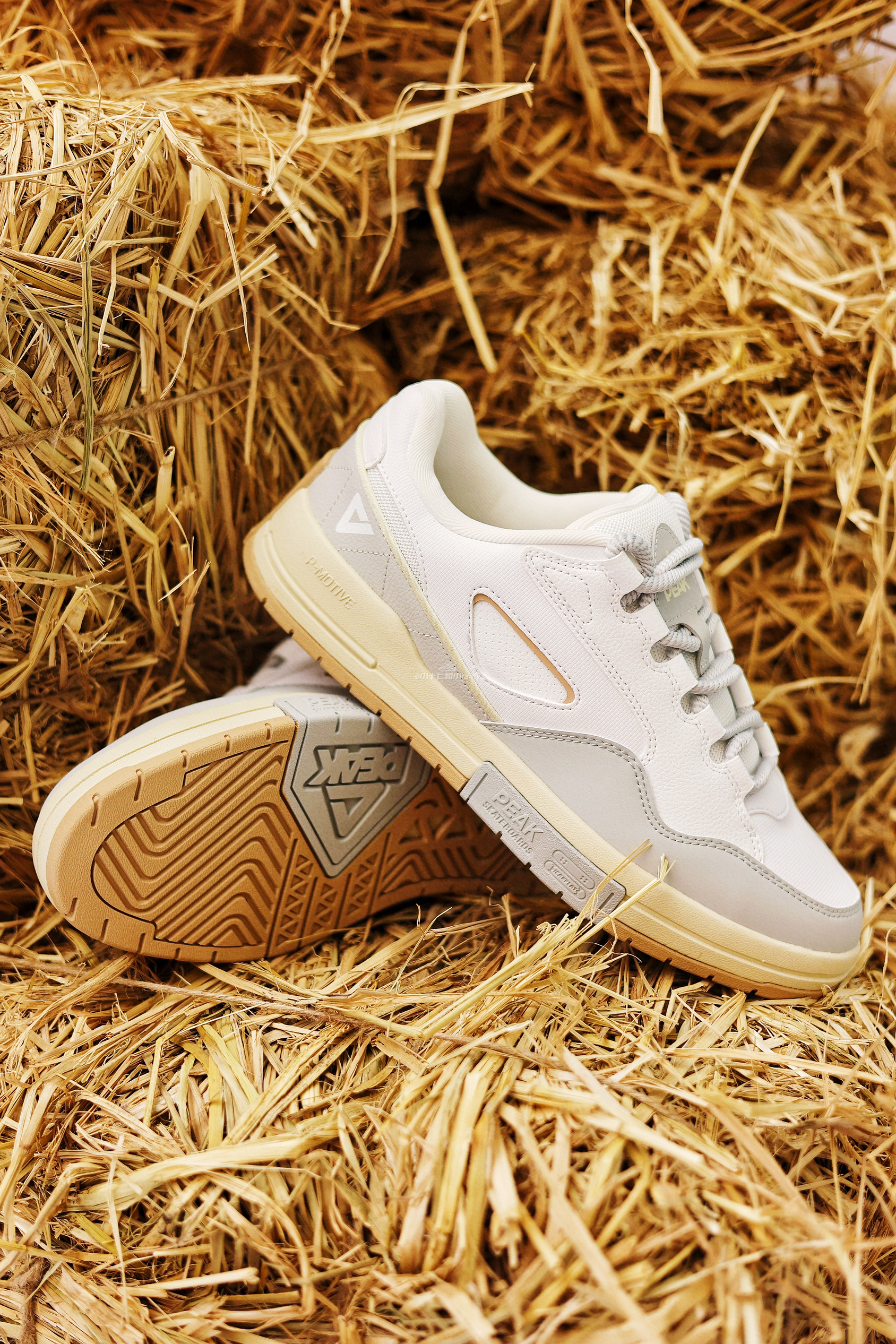 匹克无糖面包鞋| 这个夏天你是否要来一双吴磊同款的无糖面包