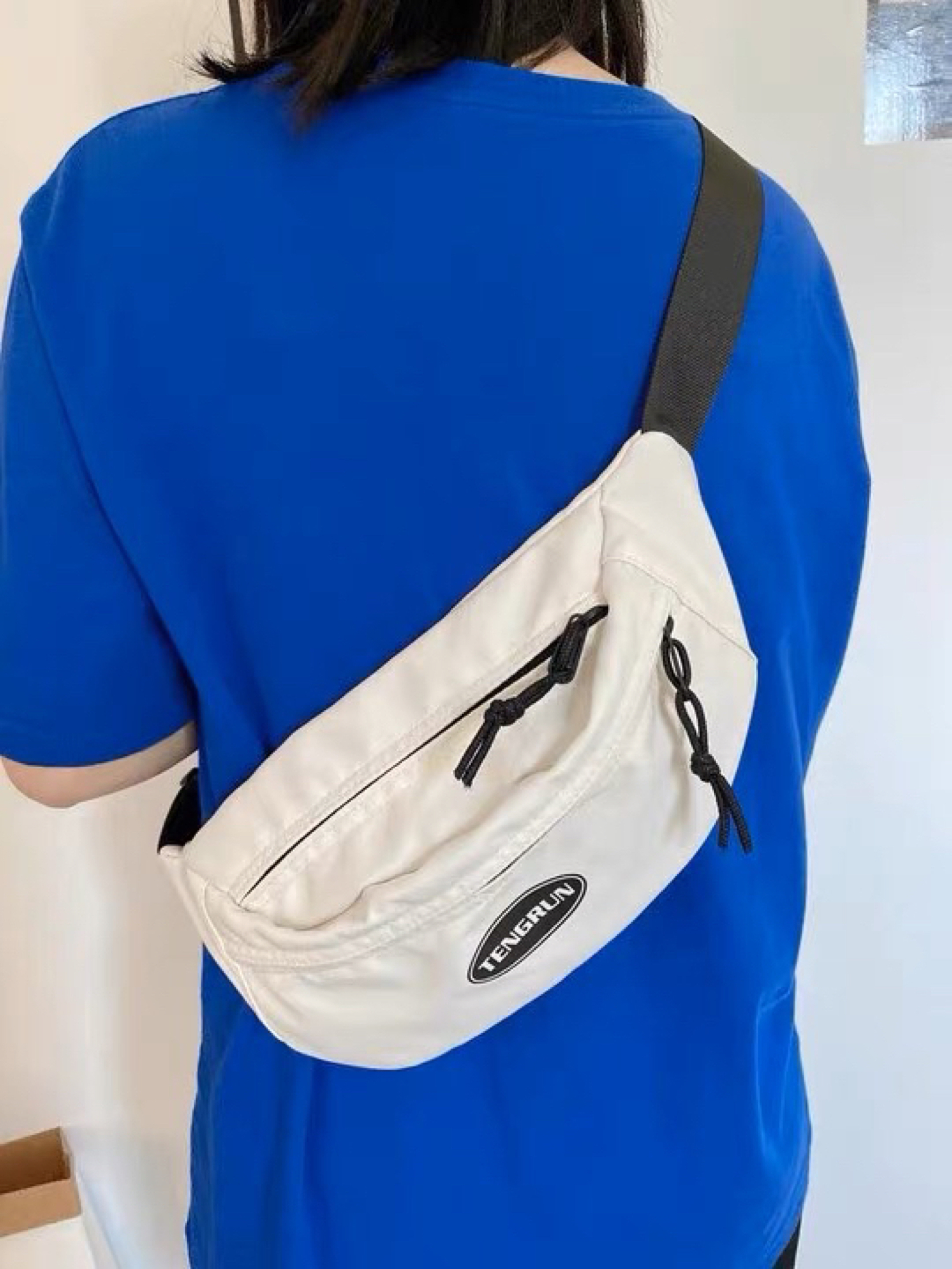 潮牌斜挎包分享