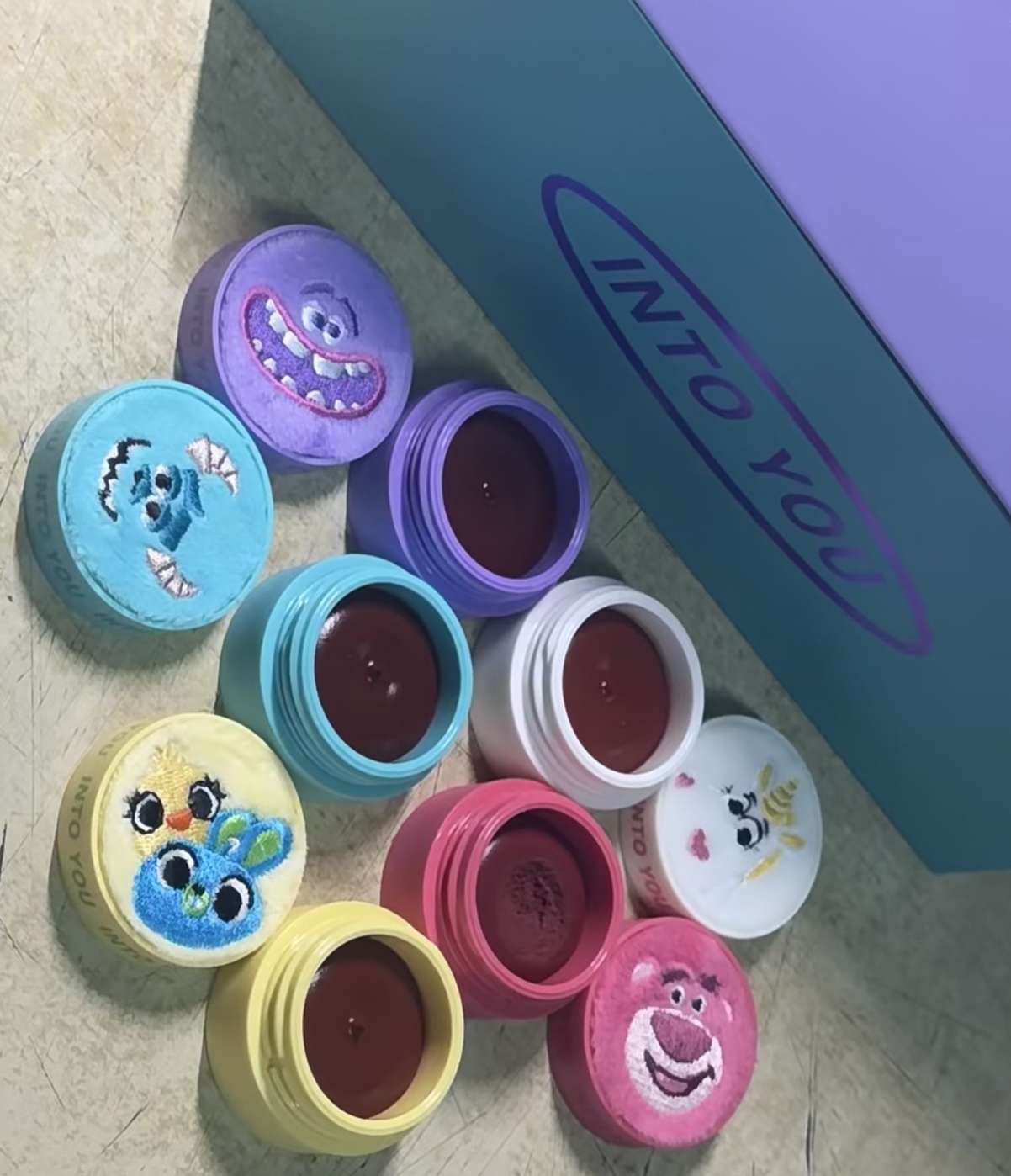 罐装唇泥｜into you 毛毛派对🎉礼盒试色