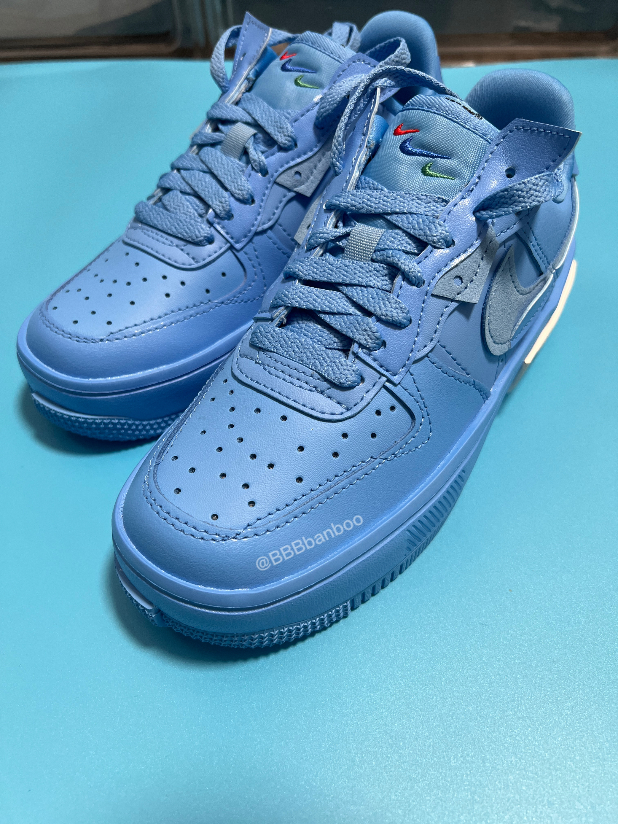 平替蓝色艺术馆?