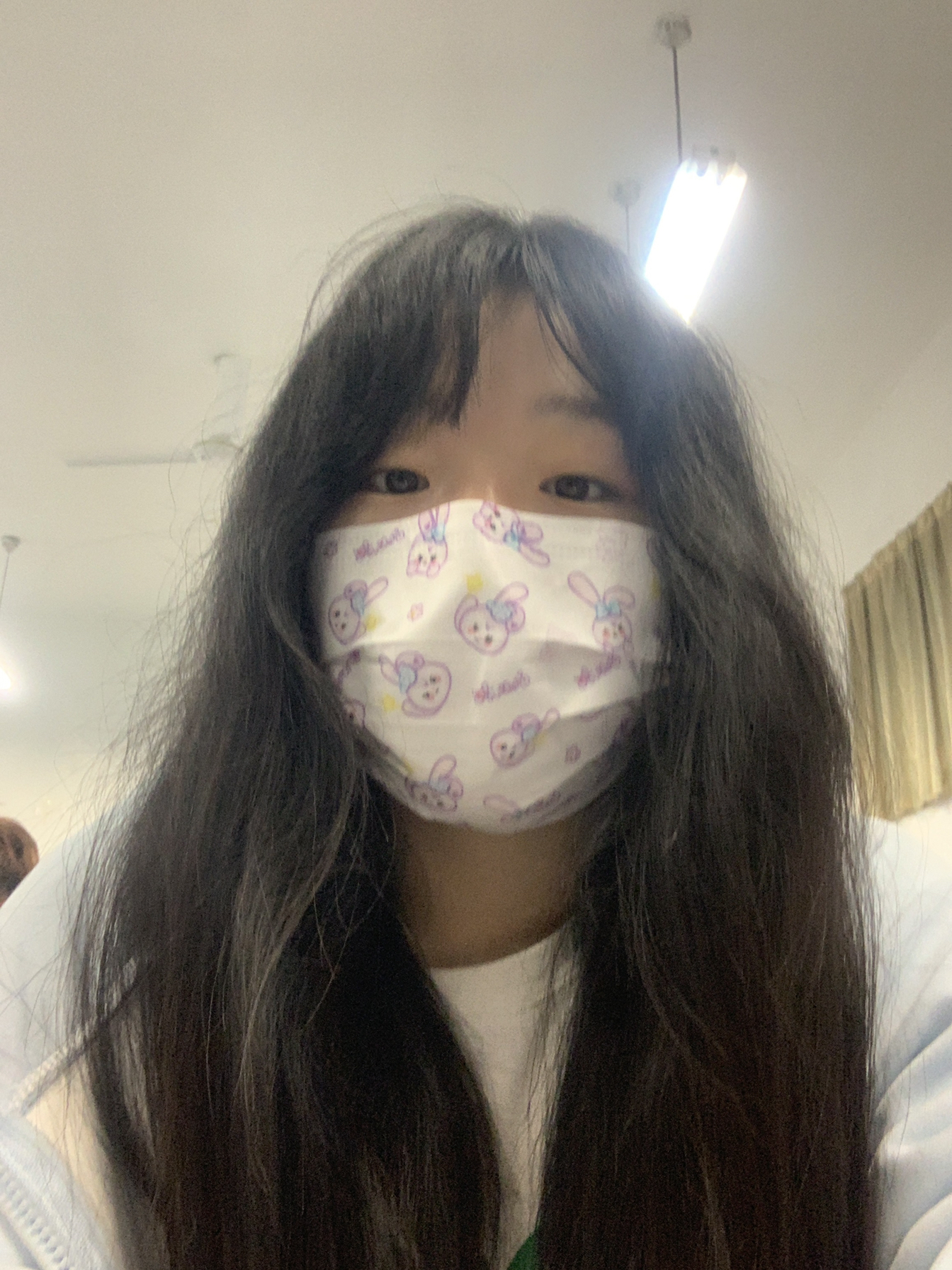 右滑帮我摘口罩