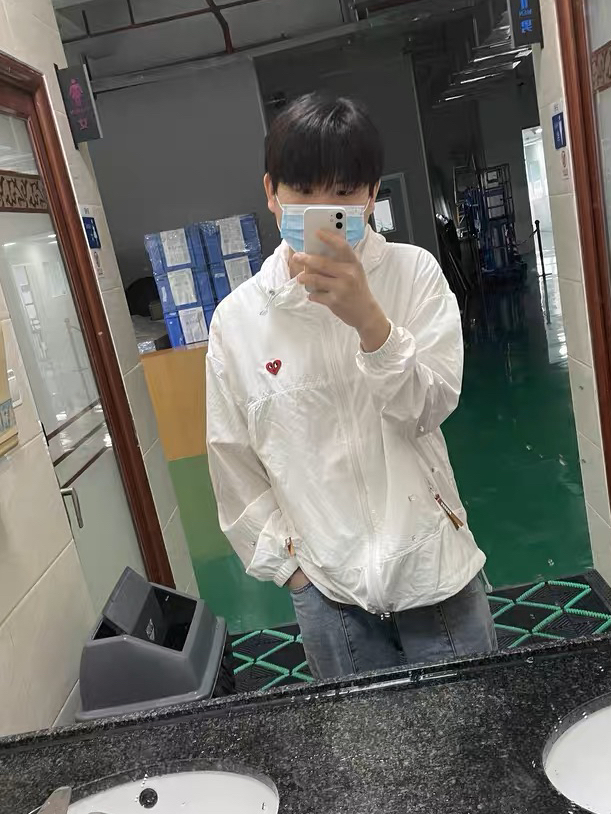 查尔斯桃心 休闲风十足的夏日薄款外套