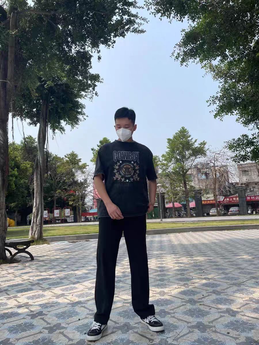 修饰腿型他最厉害