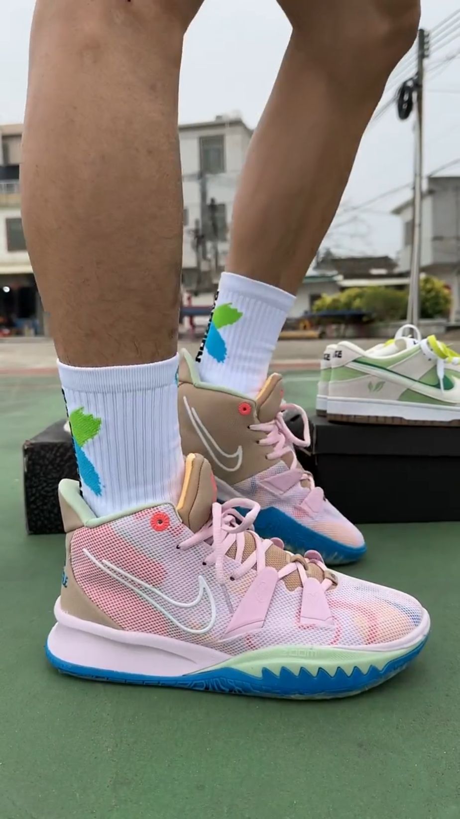 上脚Nike欧文7骚粉配色yyds！