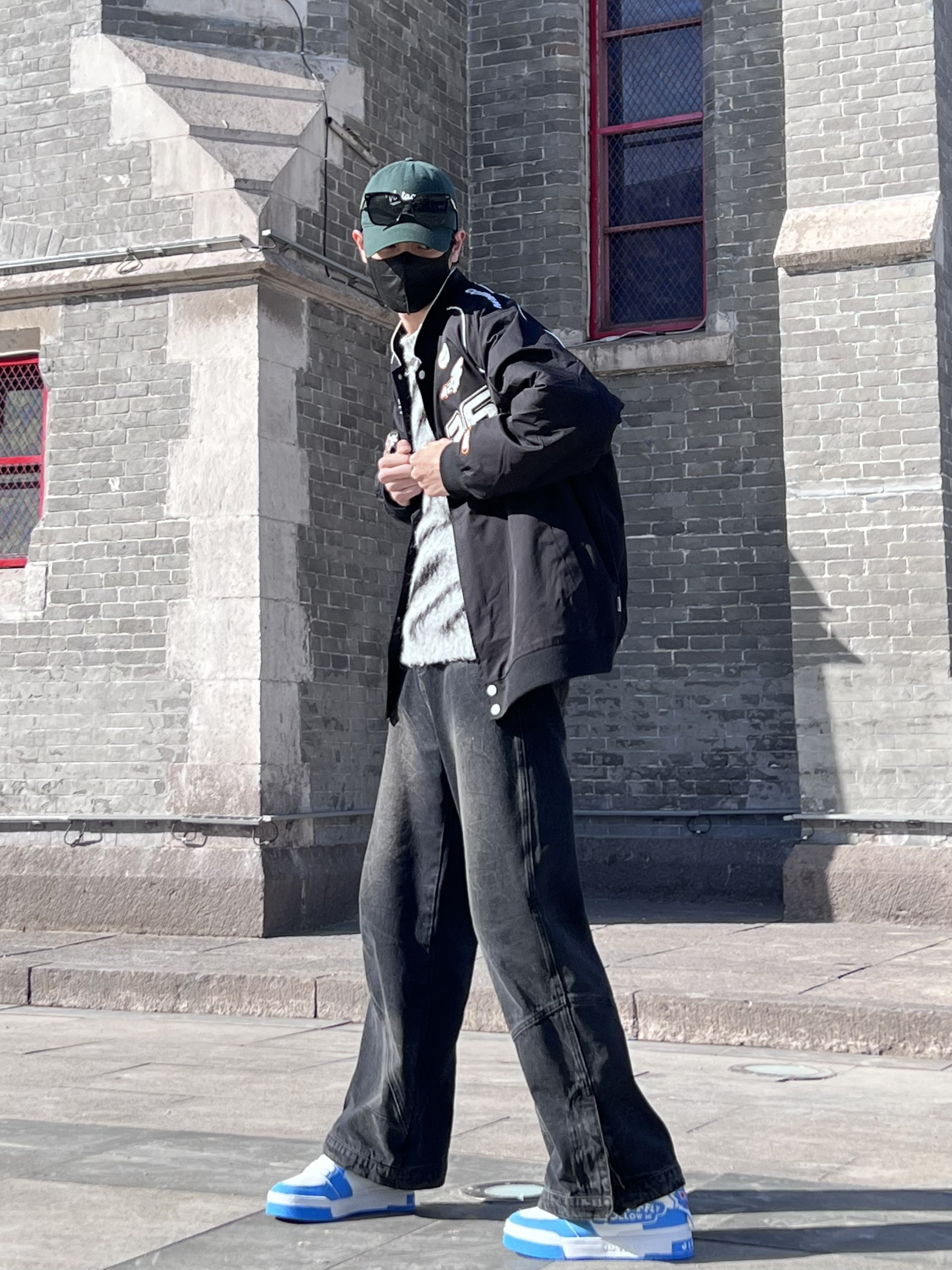 OOTD｜夏天就要穿蓝色的板鞋啊！！