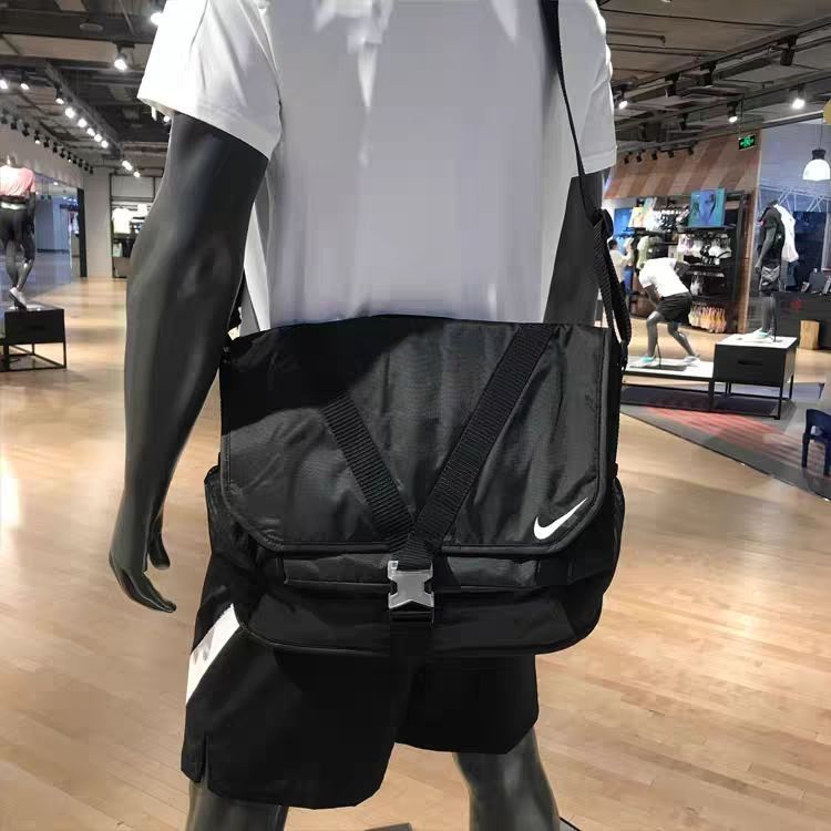 早八课必备⁉️耐克托特包来啦
