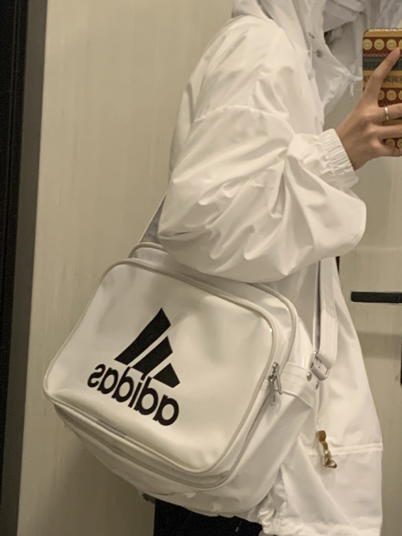 adidas单肩背包分享