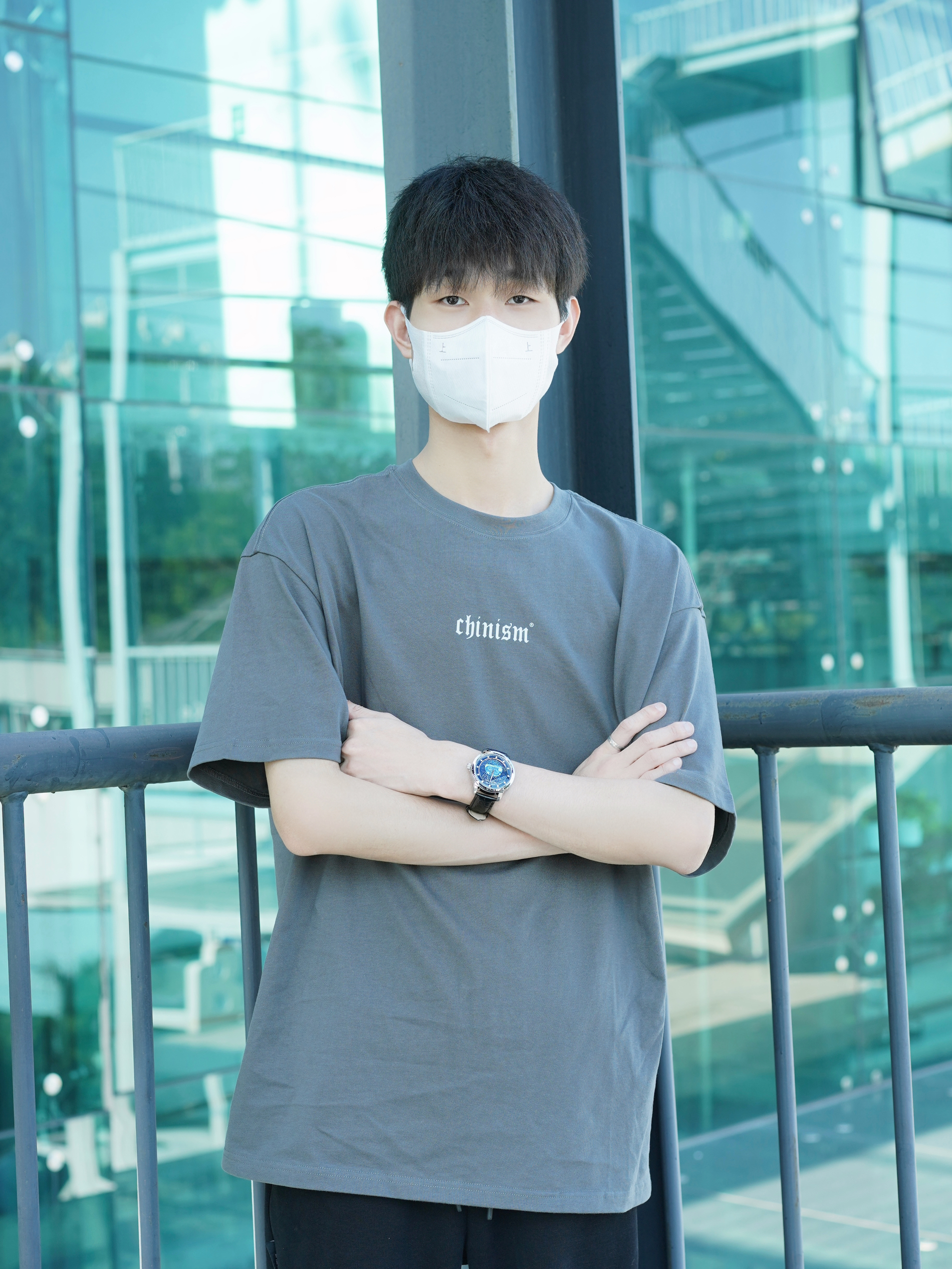 🍃OOTD｜简约黑灰搭配穿搭分享📘