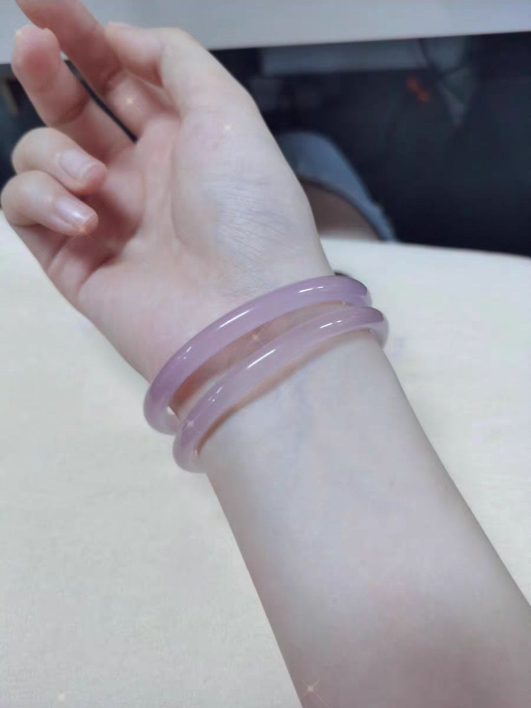 古法手镯真的敲适合女孩子呀