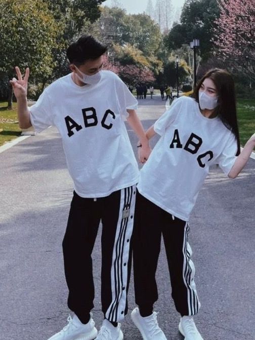这件长裤女孩子穿也很酷！！