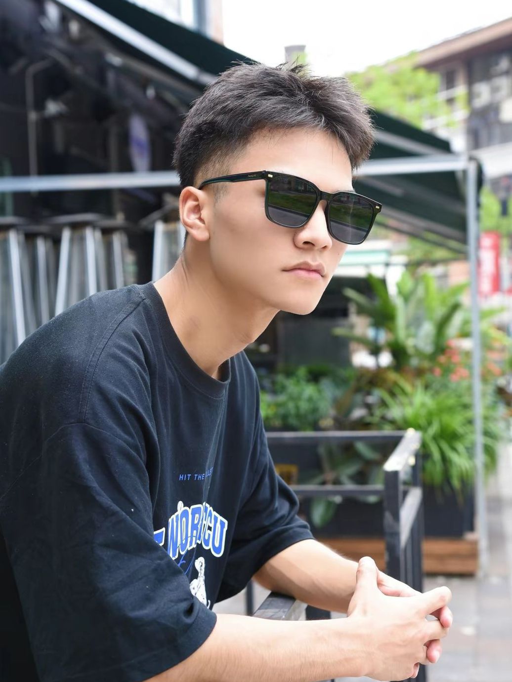 这个夏天秀出我的酷帅墨镜😎