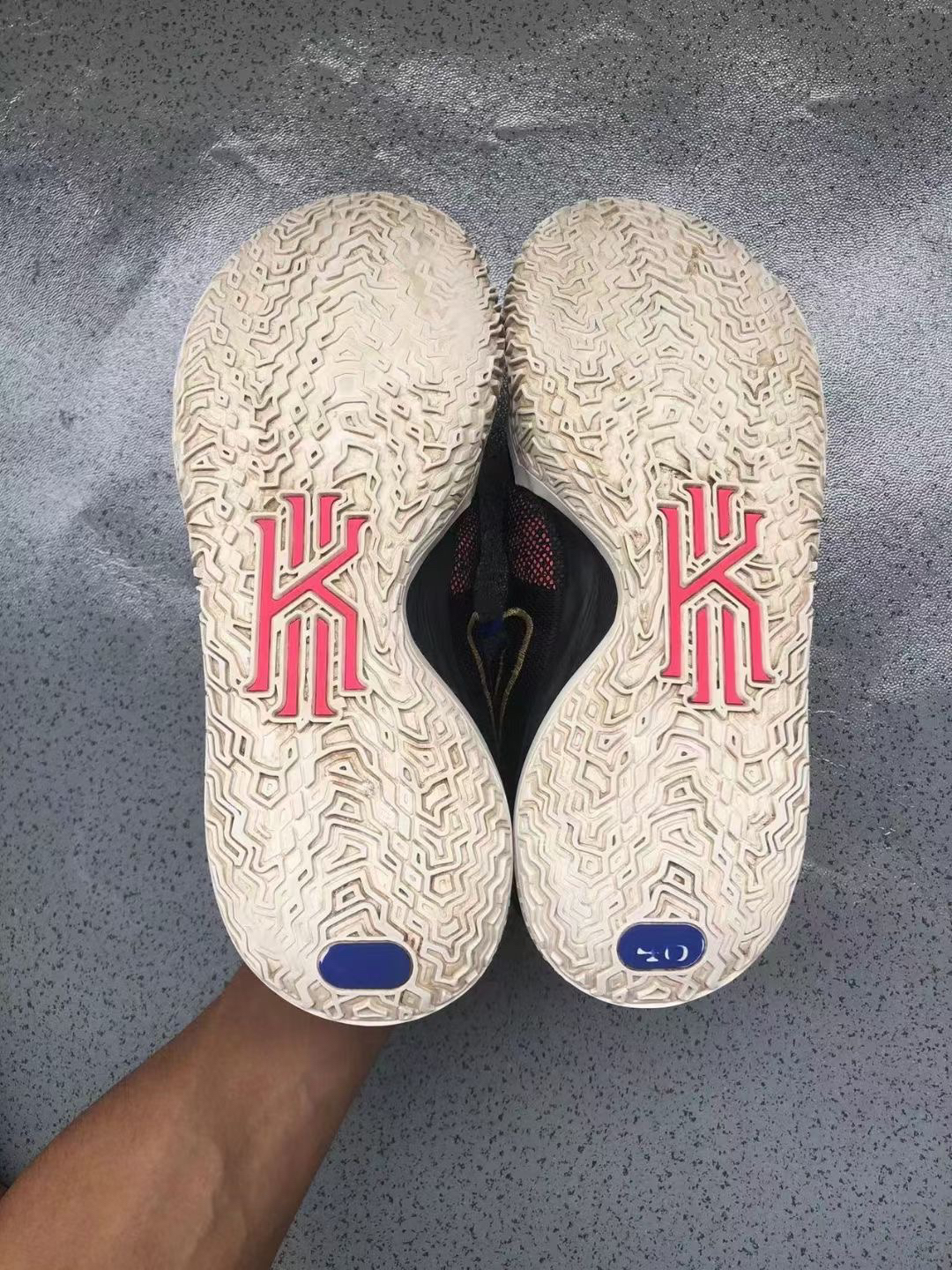 NIKE Kyrie 7“CNY”