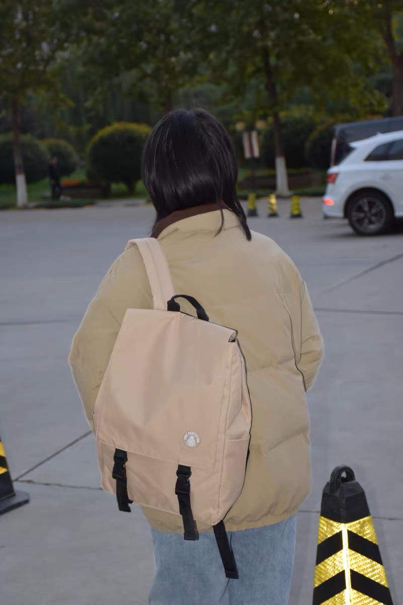 女大学生爱用的大容量双肩包 |又挖到宝
了
