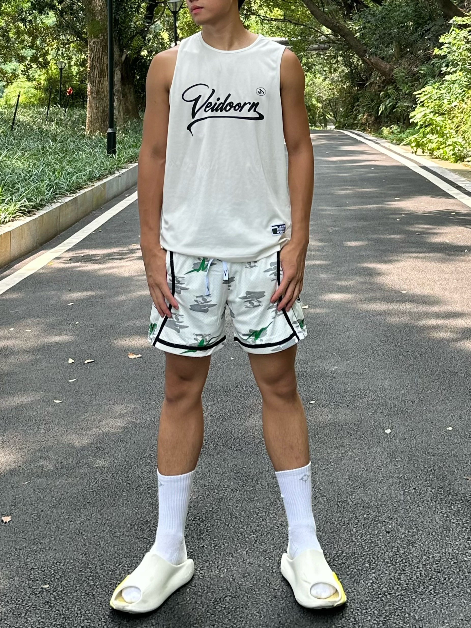 体育黑皮男主ootd