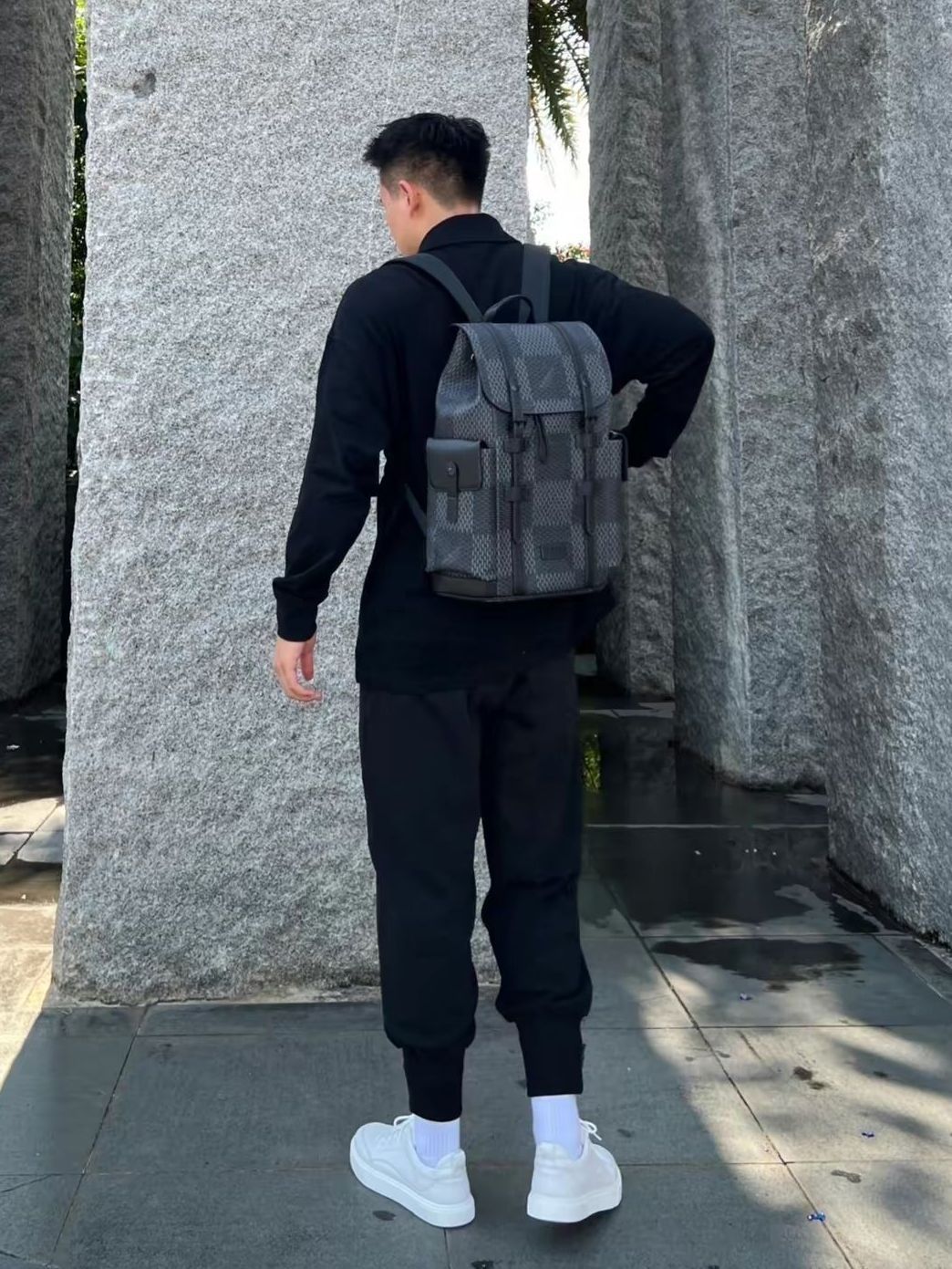 大方百搭书包