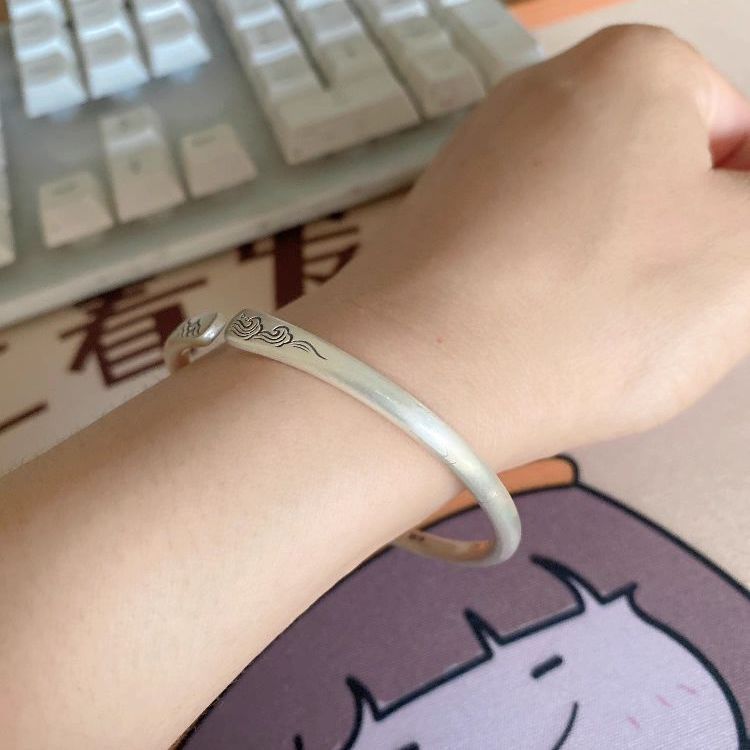 这个手镯质感真的一绝