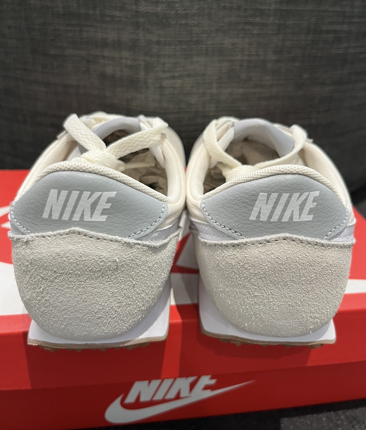 Nike Daybreak 解构 舒适轻便 跑鞋 SummitWhite 淡灰奶油