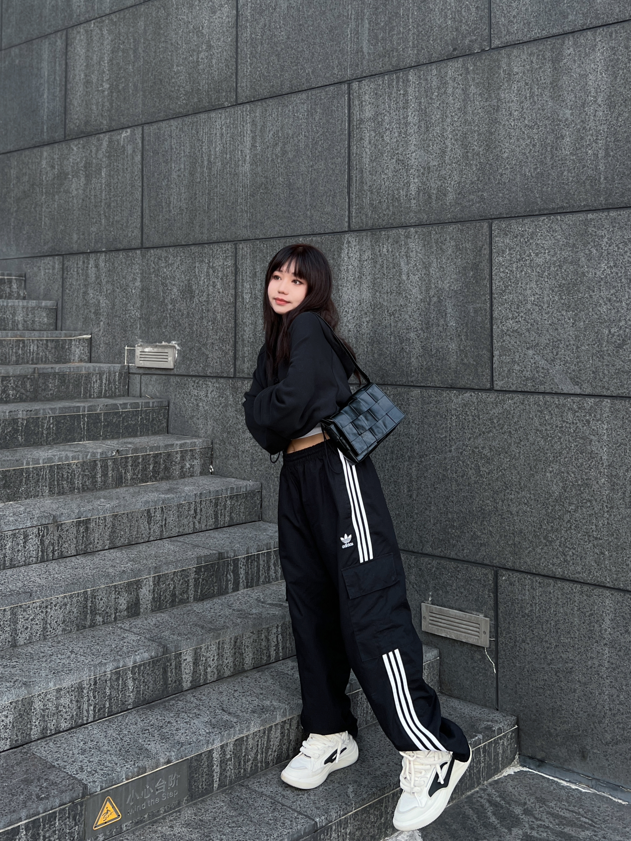 期待的秋天🍂 少不了的黑色◾️⚫️