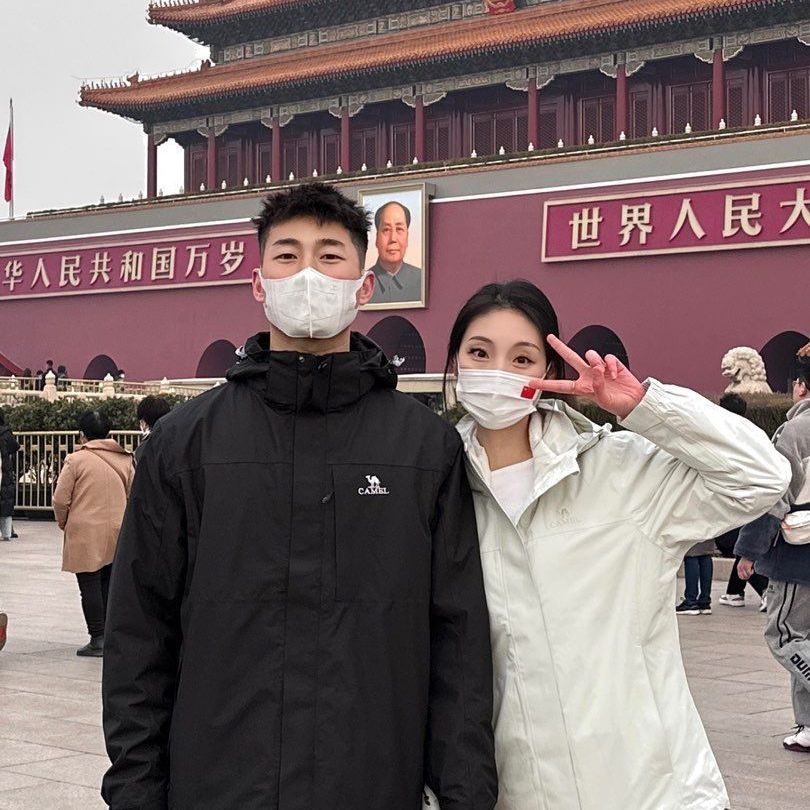 这款冲锋衣帅呆了😎😎