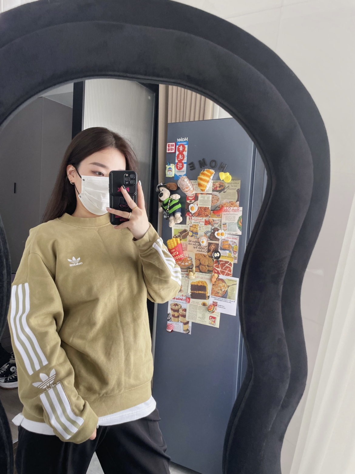 adidas 这款卫衣有点好看