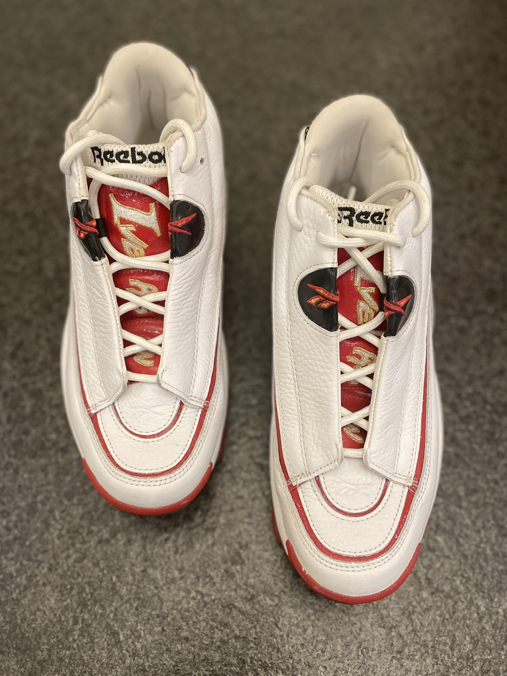 reebok answer 1 白红 阉割复刻