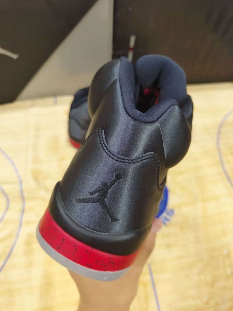 开箱,AJ5黑红丝绸