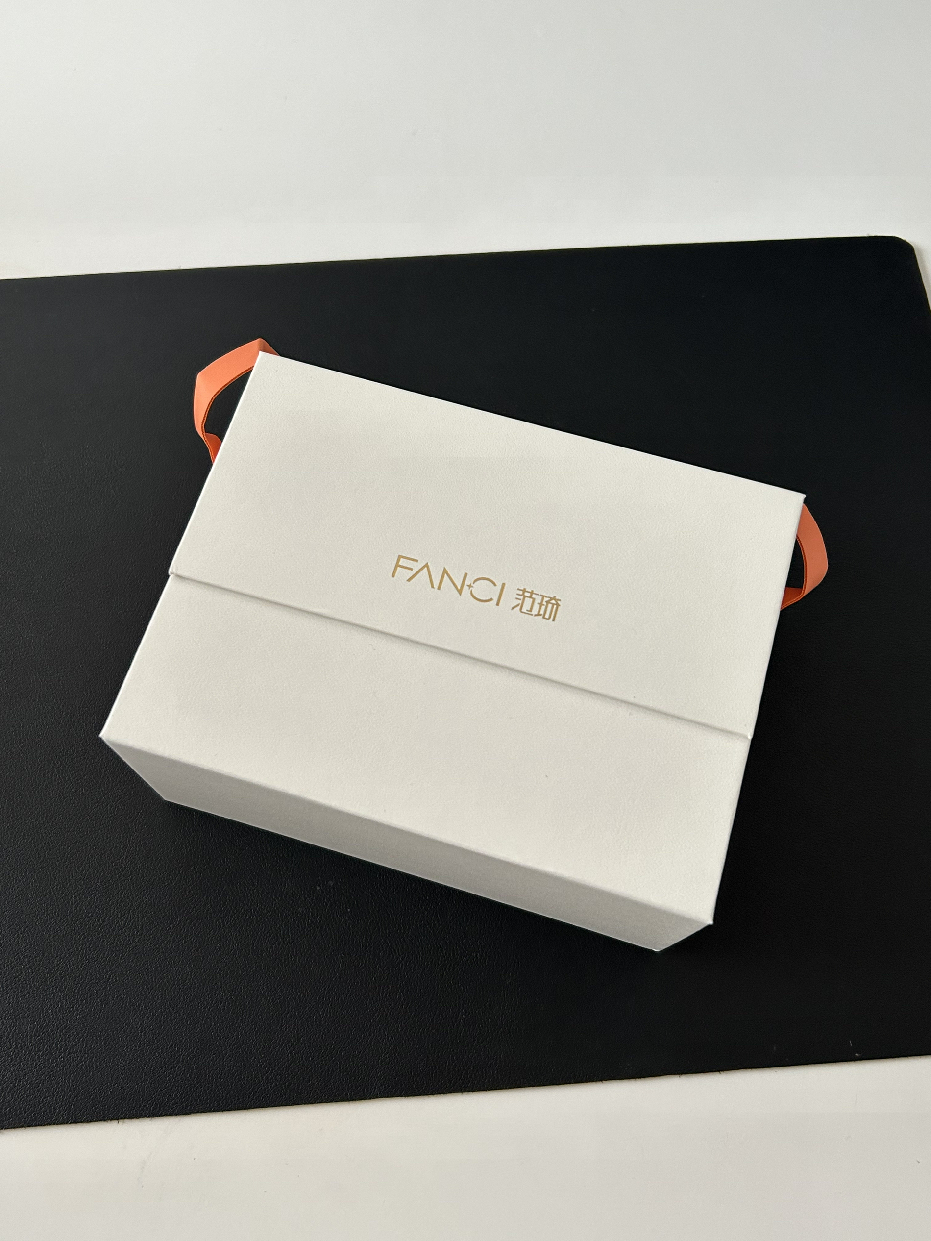 谁懂啊～男朋宇也泰泰泰泰会送礼物了～😭