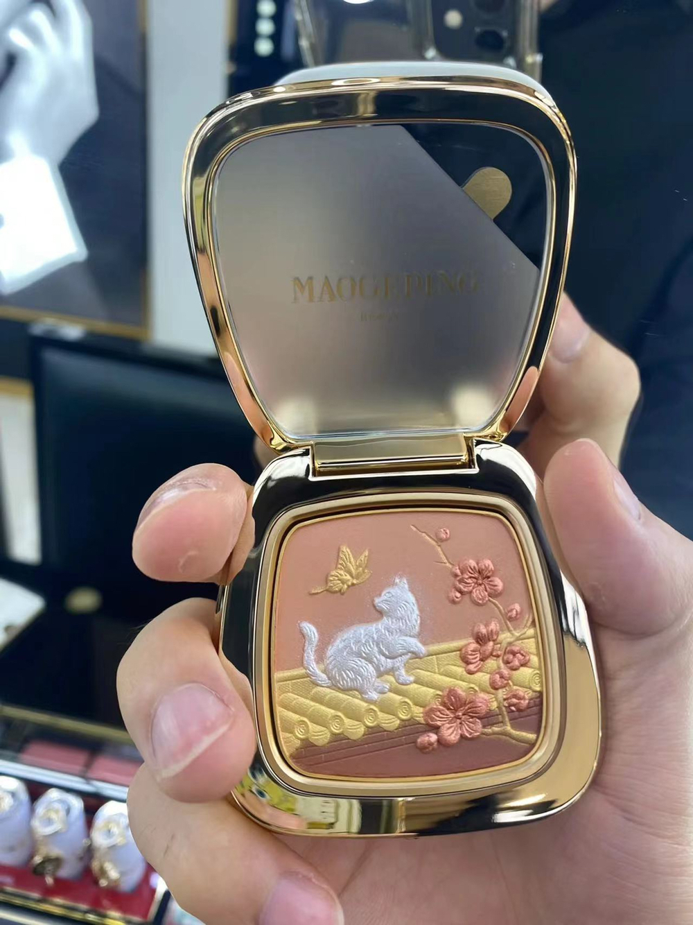 毛戈平确实牛哇🐮这眼影盘绝美！