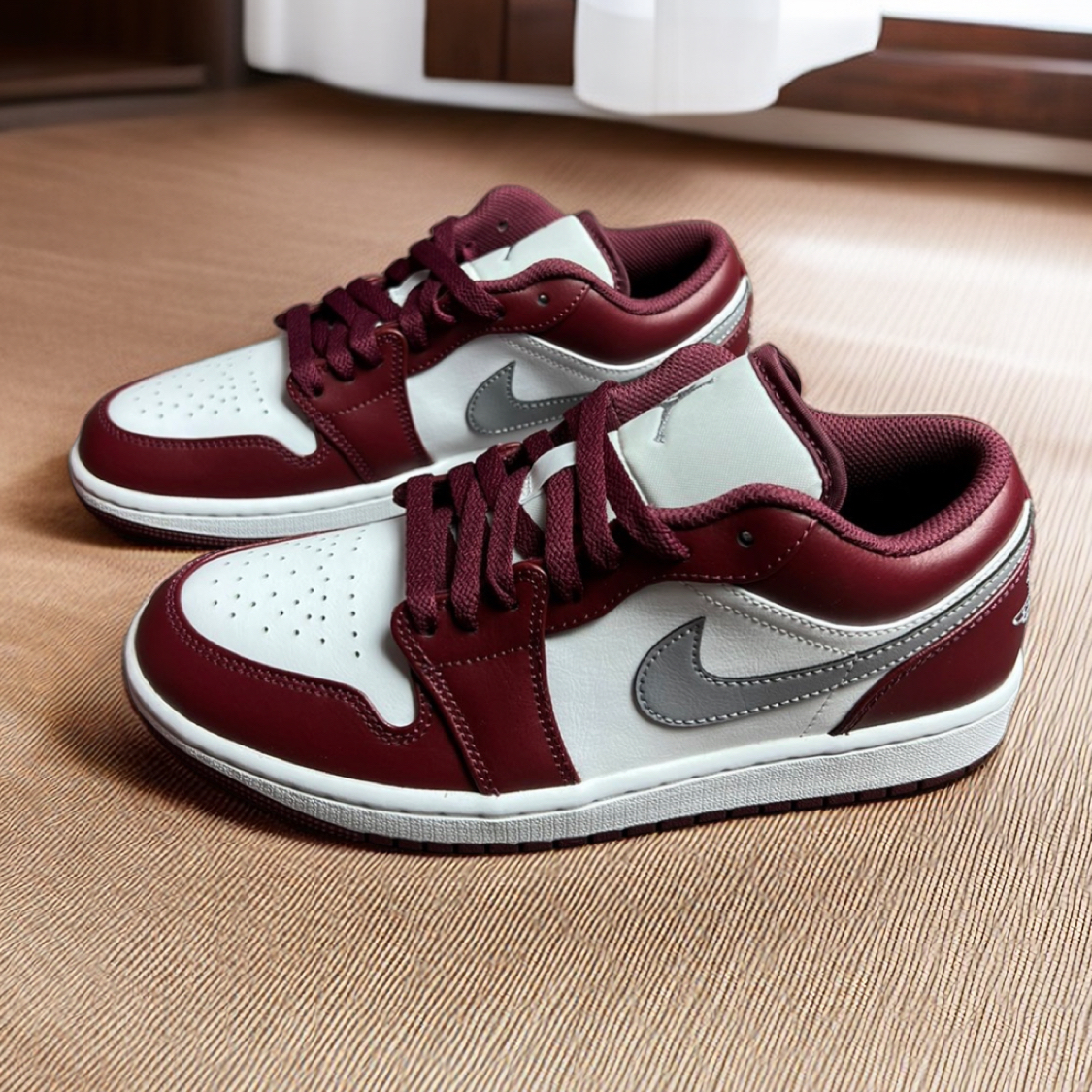 Jordan Air Jordan 1 Low复古板鞋GS白红，经典再现！🔥👟