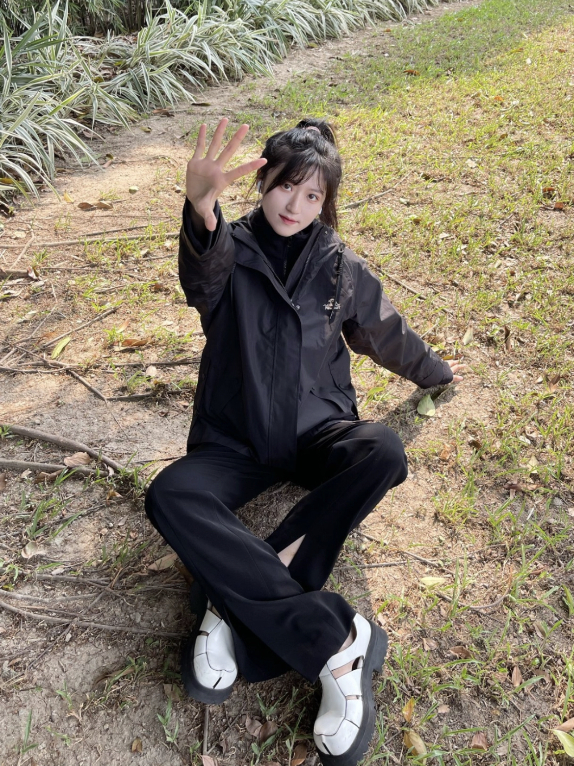徒步吸氧带上一件冲锋衣就够了! ! !