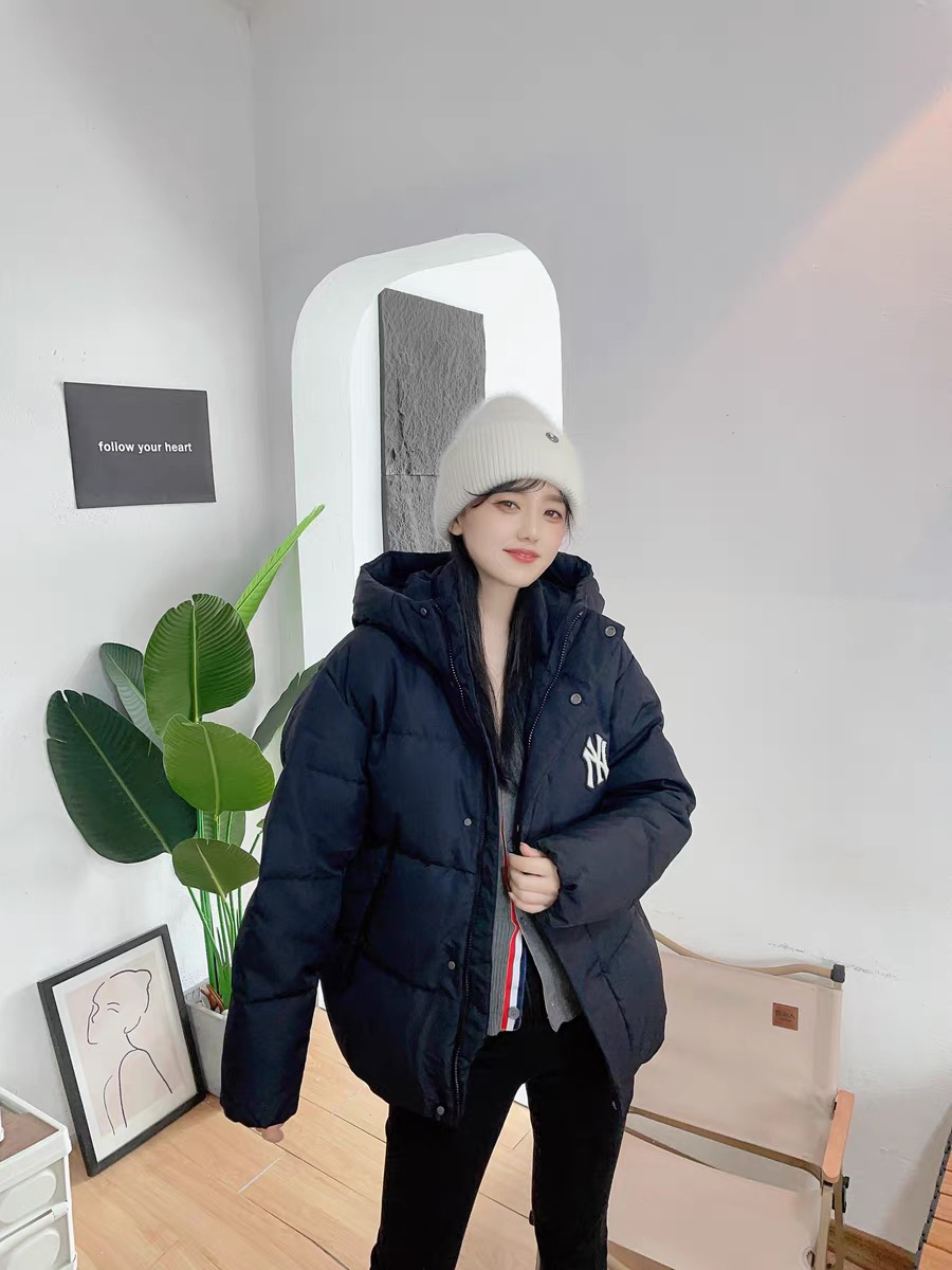 提前为冬天准备的羽绒服