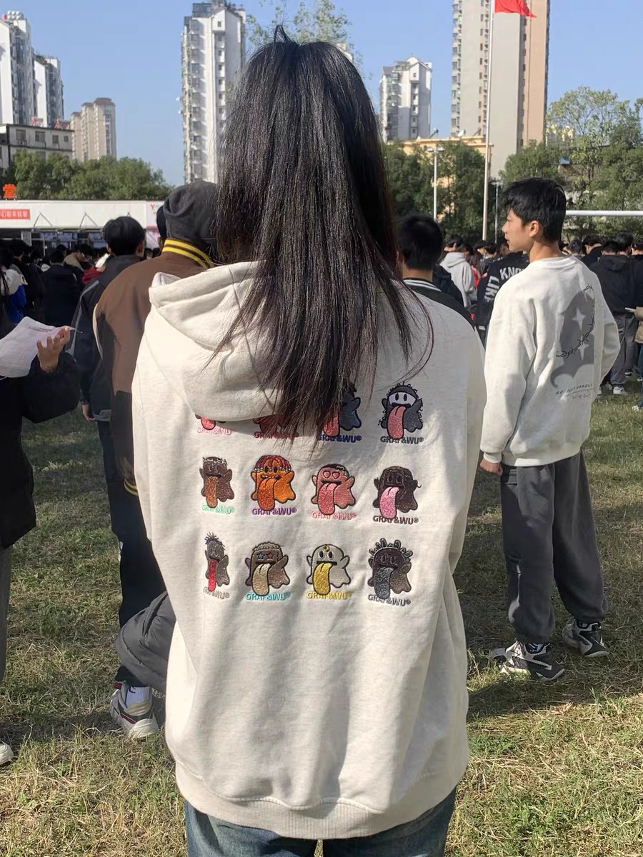 这款GRAF的卫衣 尊嘟好可爱～